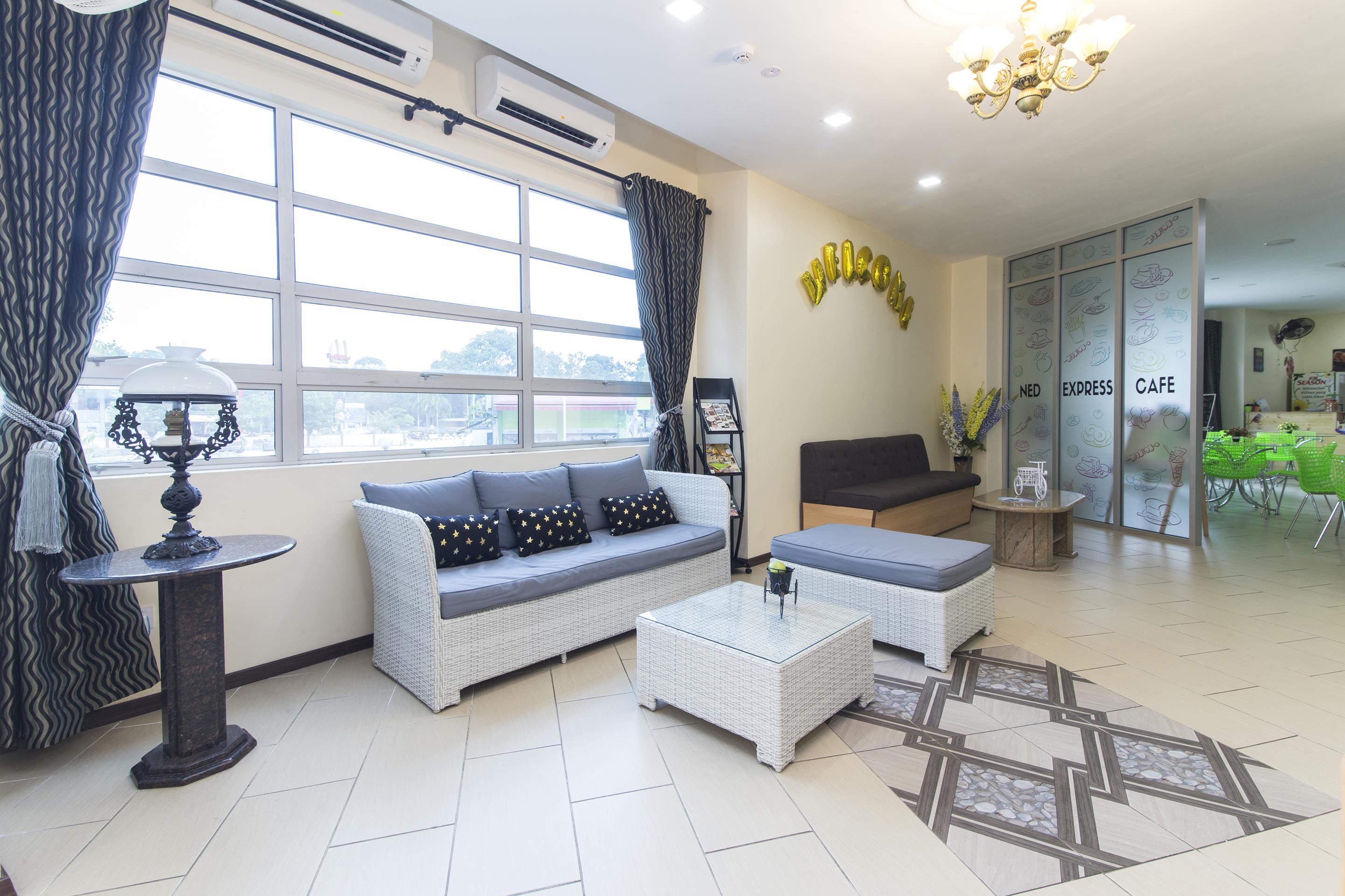 Apple Hotel Shah Alam